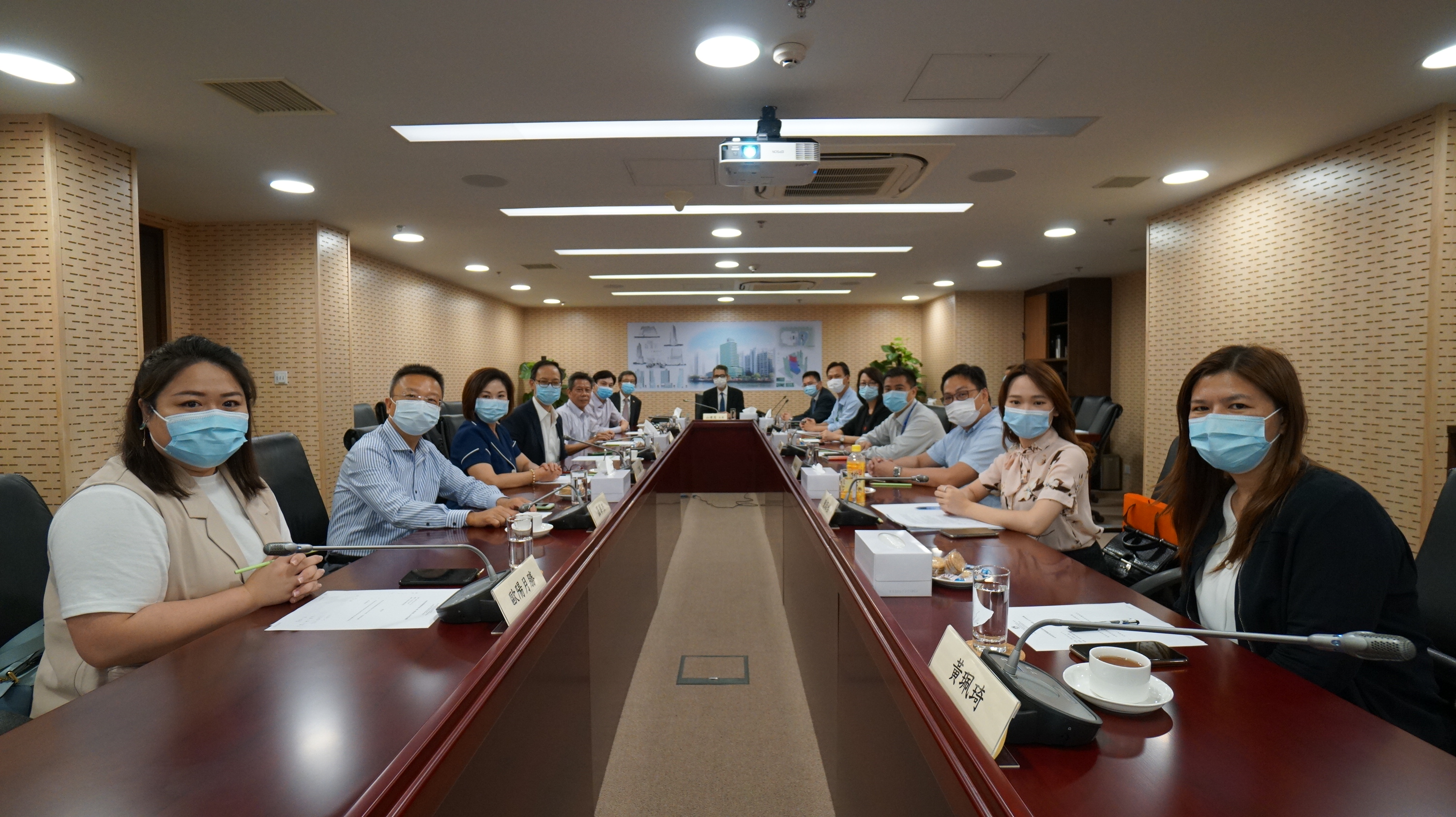 公共房屋事務委員會會議